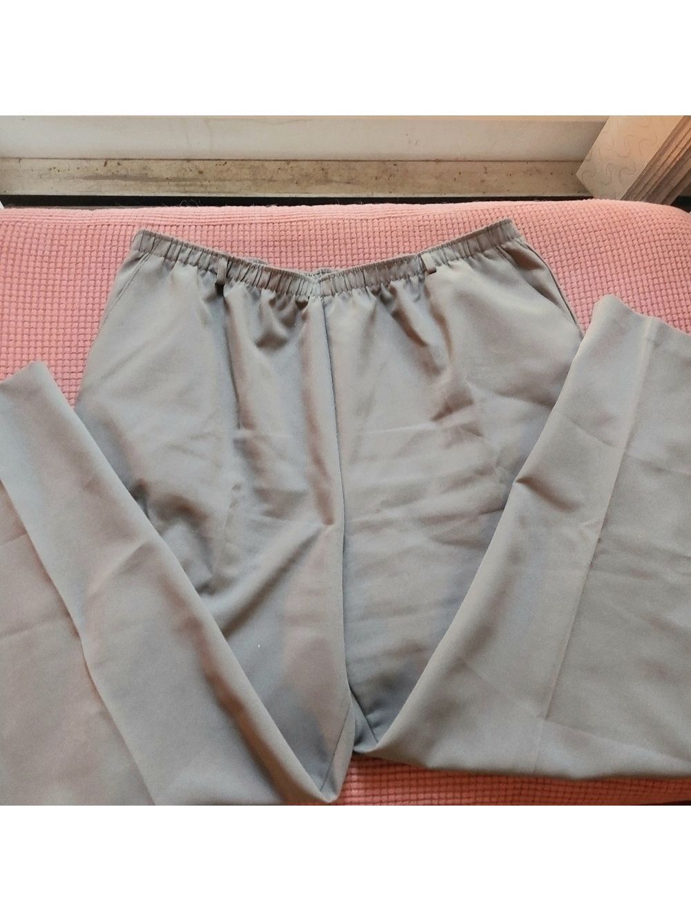 Tan Jay Khaki Grey Elastic Waist Dress Pants. Size 18